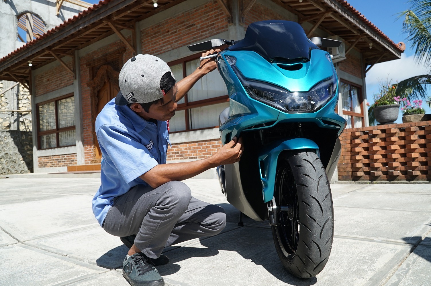 Ingin Cari Inspirasi Modifikasi Canggih, Intip Honda PCX160 Karya Juara HMC